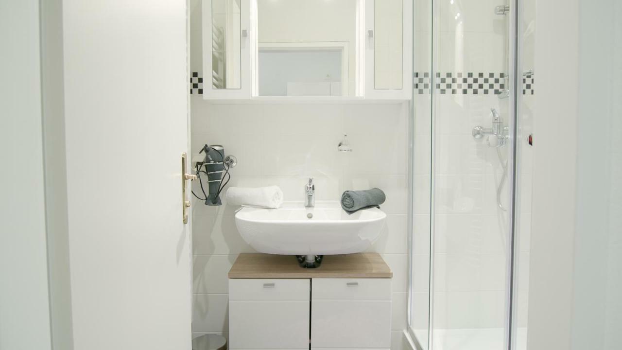 Lotus Apartment Bécs Kültér fotó