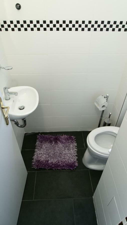 Lotus Apartment Bécs Kültér fotó