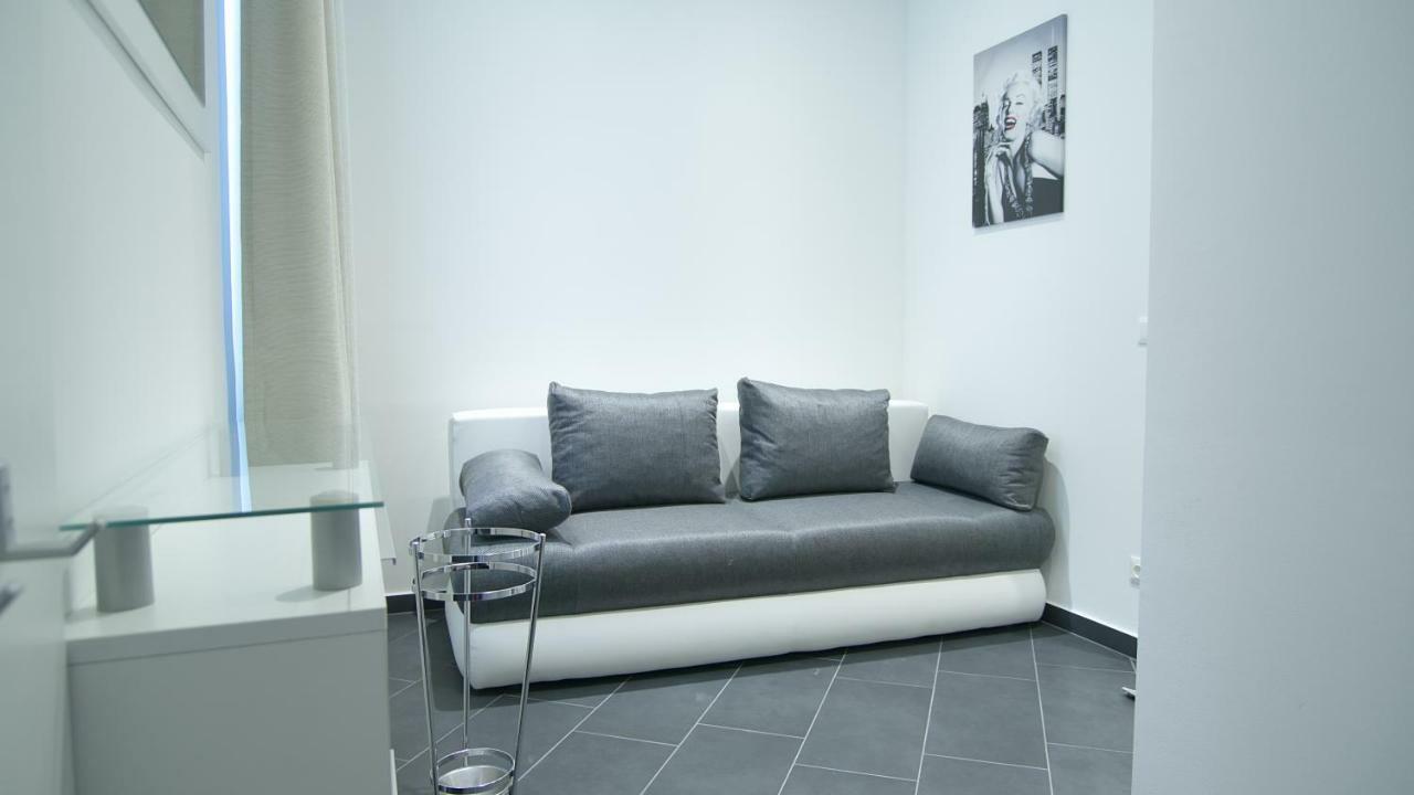 Lotus Apartment Bécs Kültér fotó